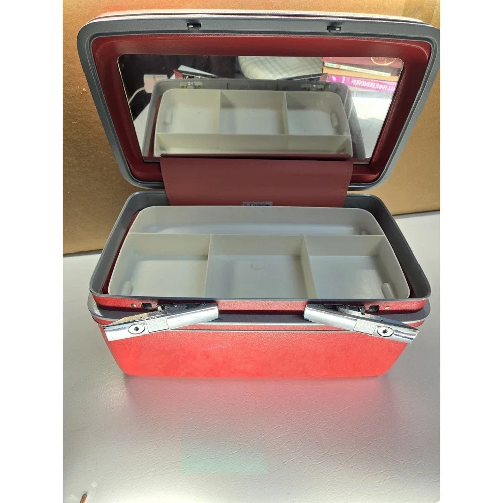 Vintage Sears Courier Samsonite Train Case Red Makeup Box Mirror Tray MCM